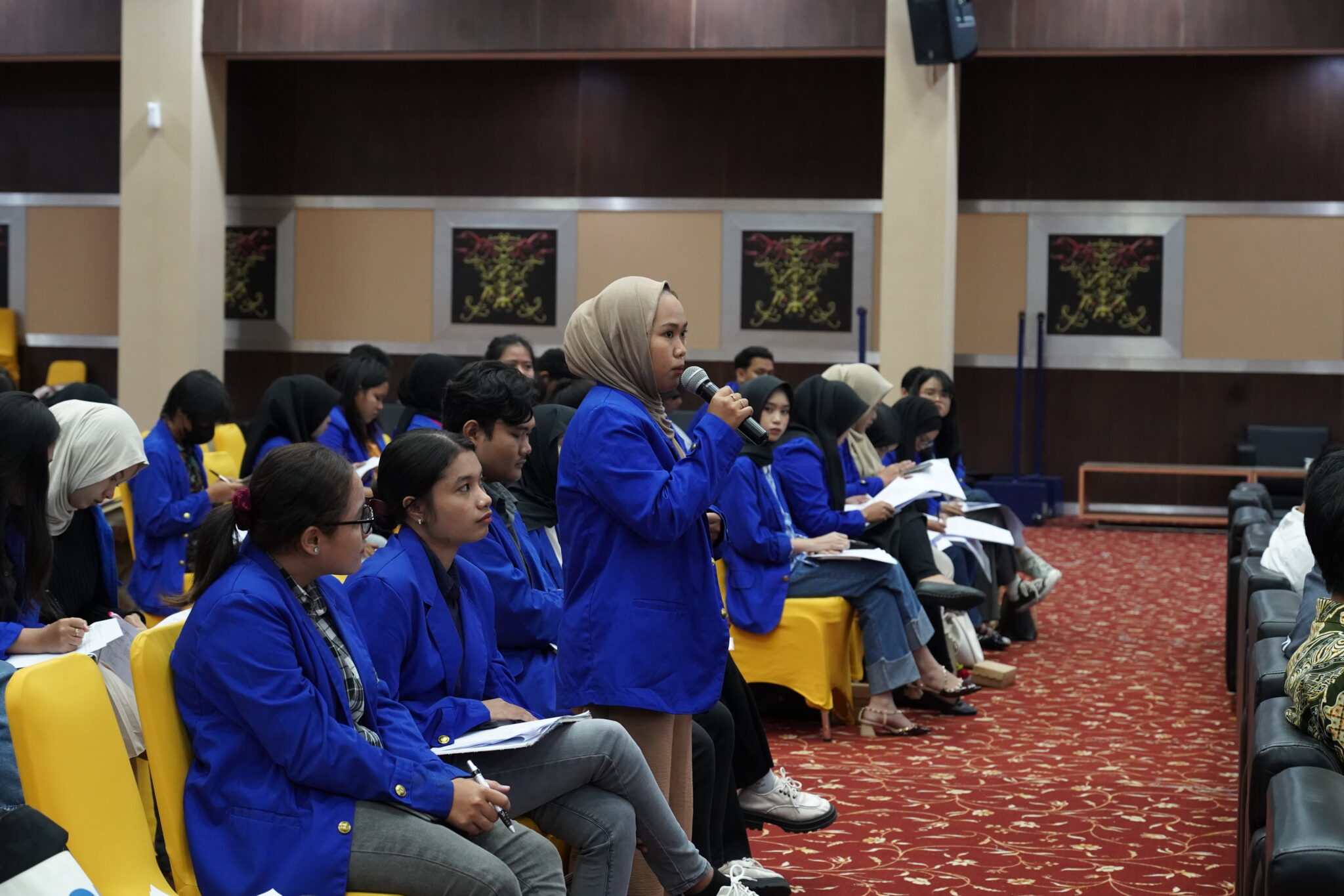 Kuliah Lapangan Mahasiswa Fakultas Hukum ke BPK Kaltim